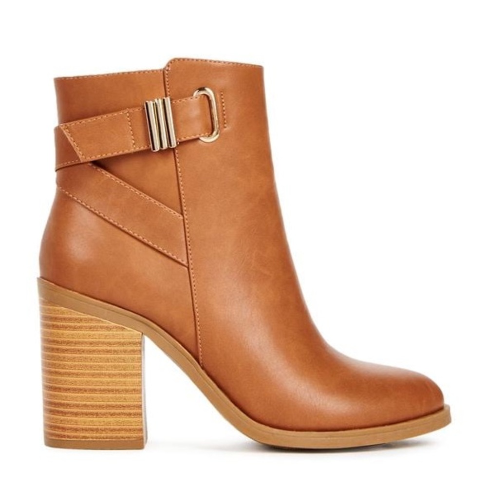 “Pallavi” Boots with Stacked 3.5-in Heel in color “Cognac” - JustFab, Size 8